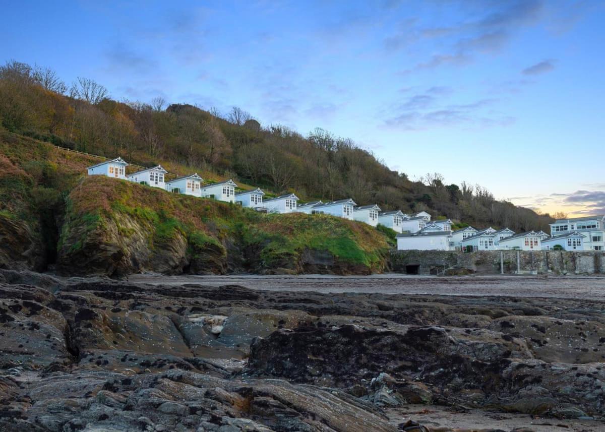 Beach Cove Coastal Retreat 伊尔弗勒科姆 外观 照片