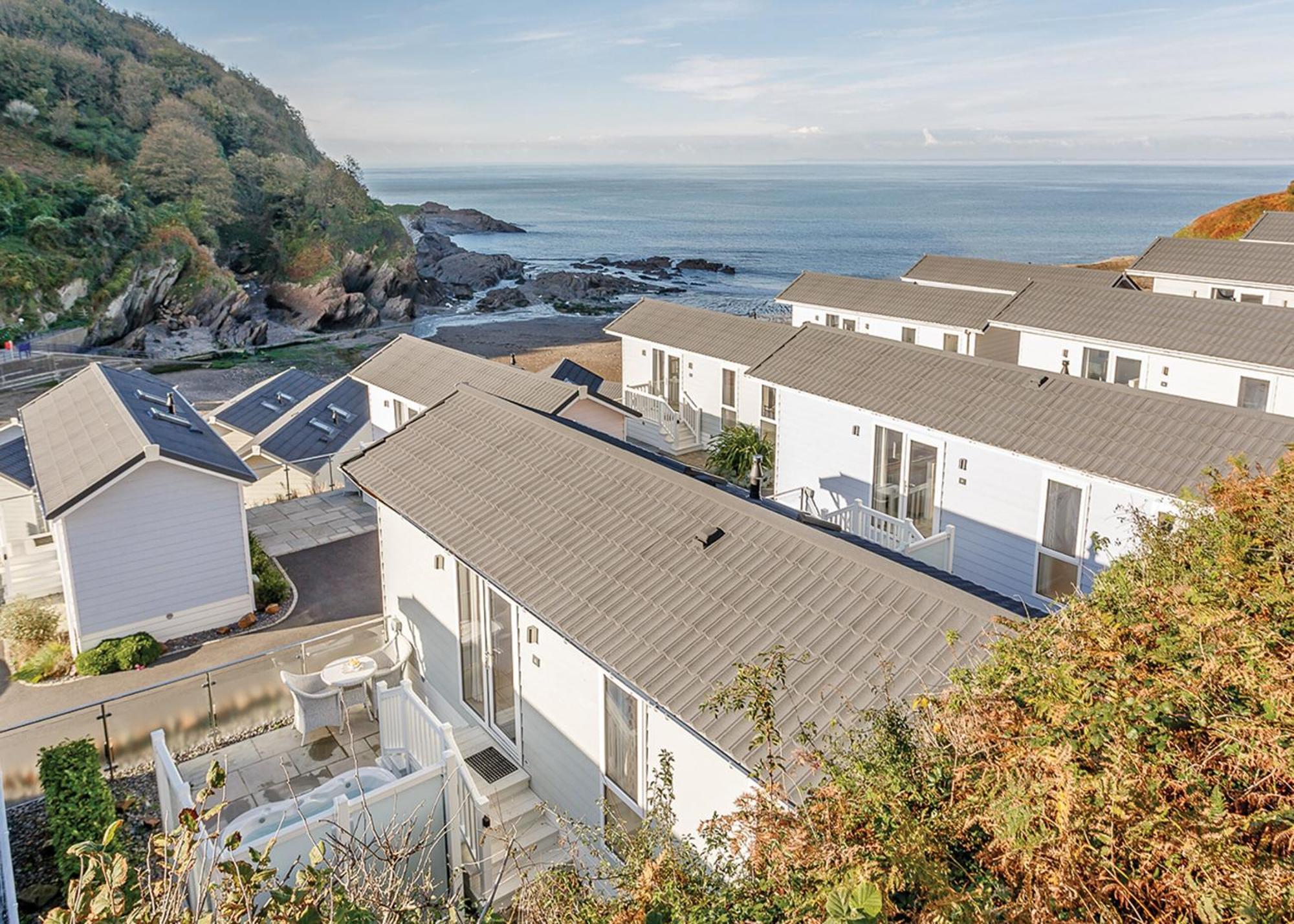 Beach Cove Coastal Retreat 伊尔弗勒科姆 客房 照片