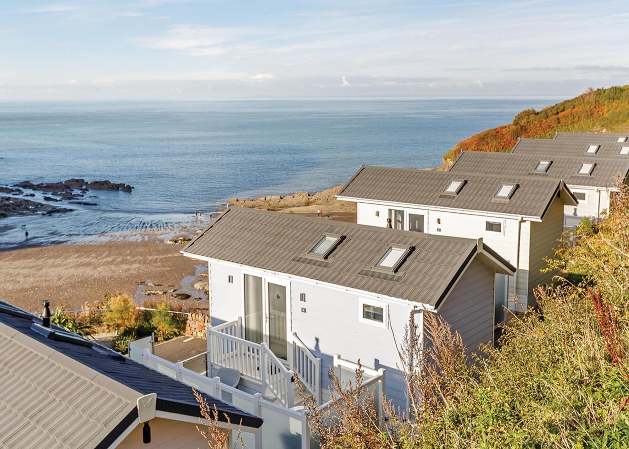 Beach Cove Coastal Retreat 伊尔弗勒科姆 外观 照片