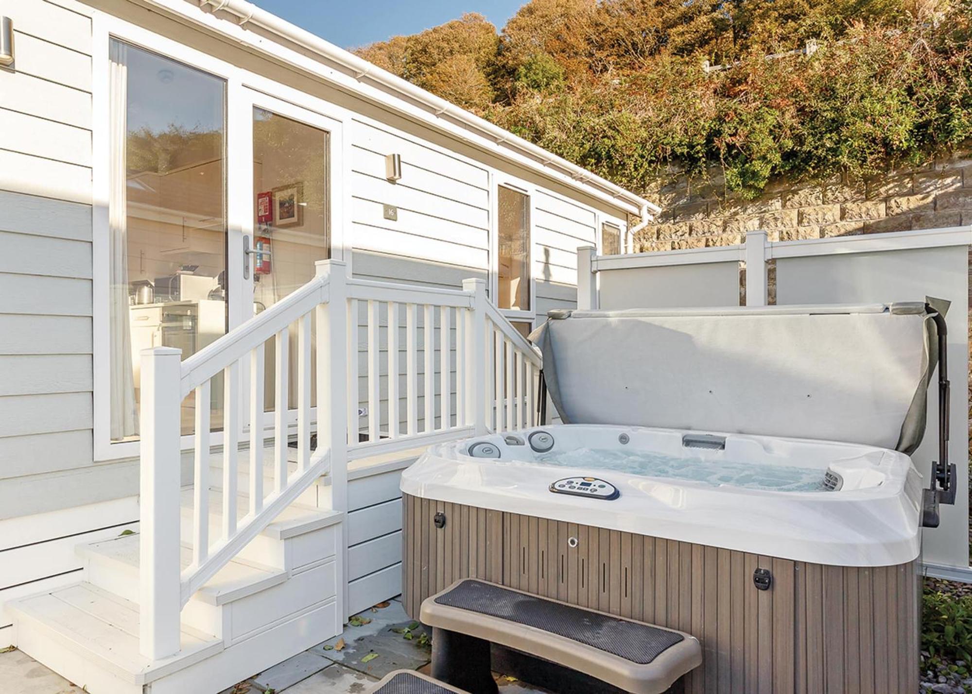Beach Cove Coastal Retreat 伊尔弗勒科姆 外观 照片